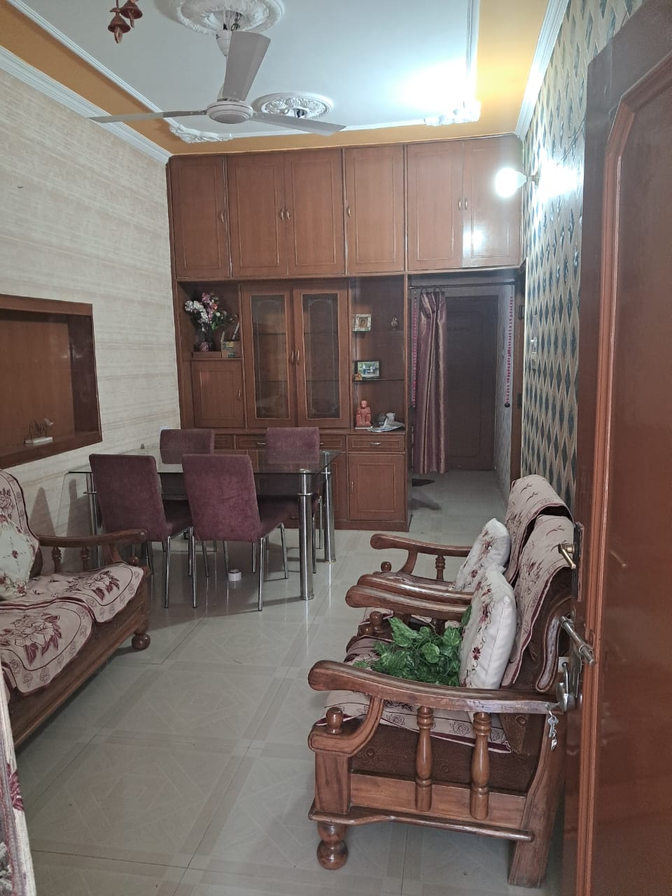 2 bedroom, 2 bathroom fully furnished ground floor of 5 marla kothi